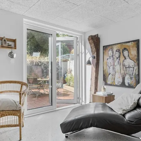 3 Bedroom Stunning In 別荘 ノーポ